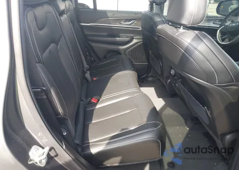 2023 Jeep Grand Cherokee Limited 4X2 z USA, uszkodzony, nr VIN 1C4RJGBG5PC648630